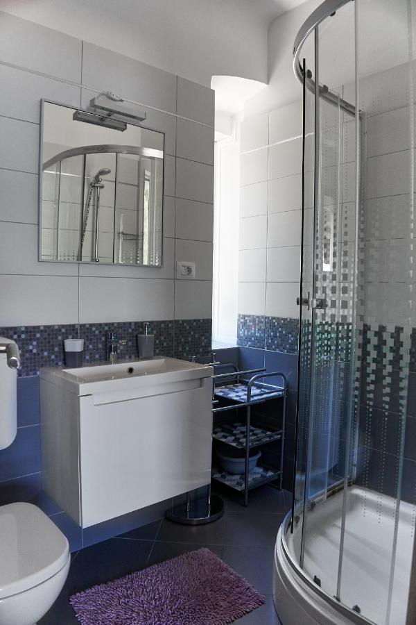 Apartments Nives Cres Dış mekan fotoğraf